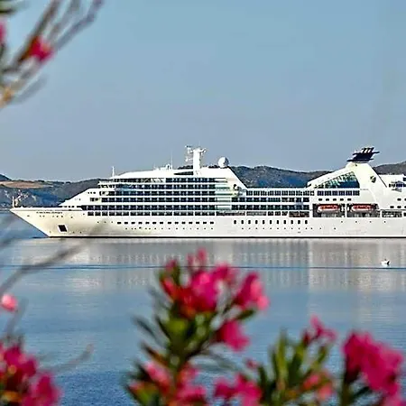 Zampeta Hotel 3*