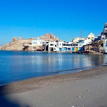 Zampeta 3* Milos Island